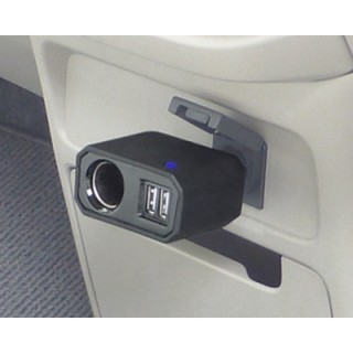 【翔浜車業】SEIKO 星光產業 EM-127 單孔+2USB電源插座 手機車充(4.8A)(角度可調)◎絕版限量一個