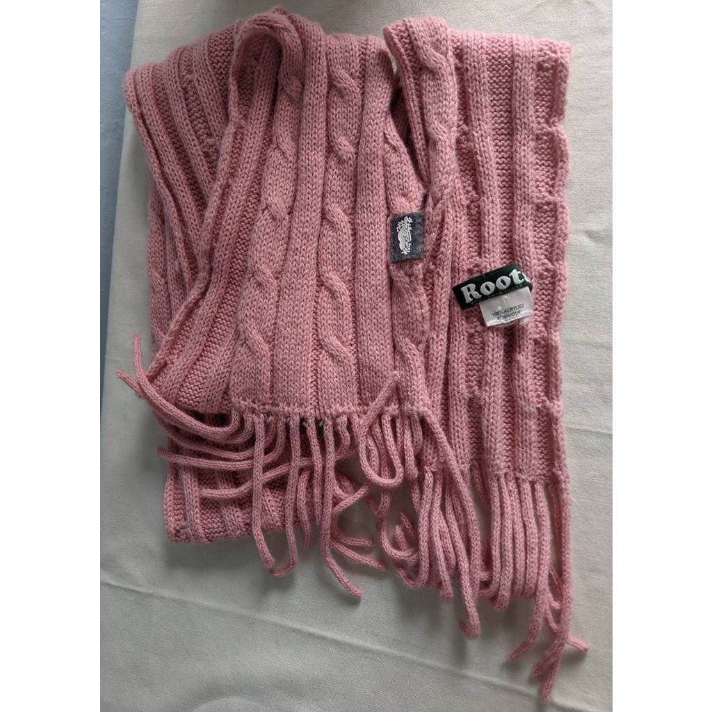 ROOTS粉紅色圍巾