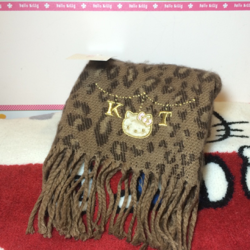 Hello Kitty 豹紋保暖圍巾