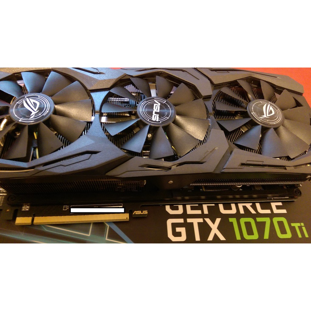 華碩 ROG 1070TI  有5年保固 使用約半年 外觀極新