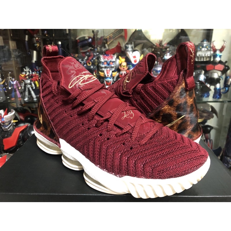 Nike lebron XVI 16代 king 豹紋 優質二手 us10號