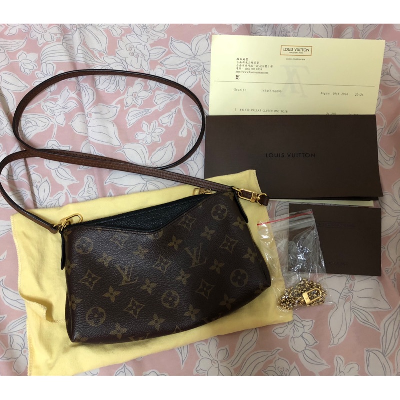 Louis Vuitton LV M41639 Pallas 經典花紋附斜背帶小鍊包