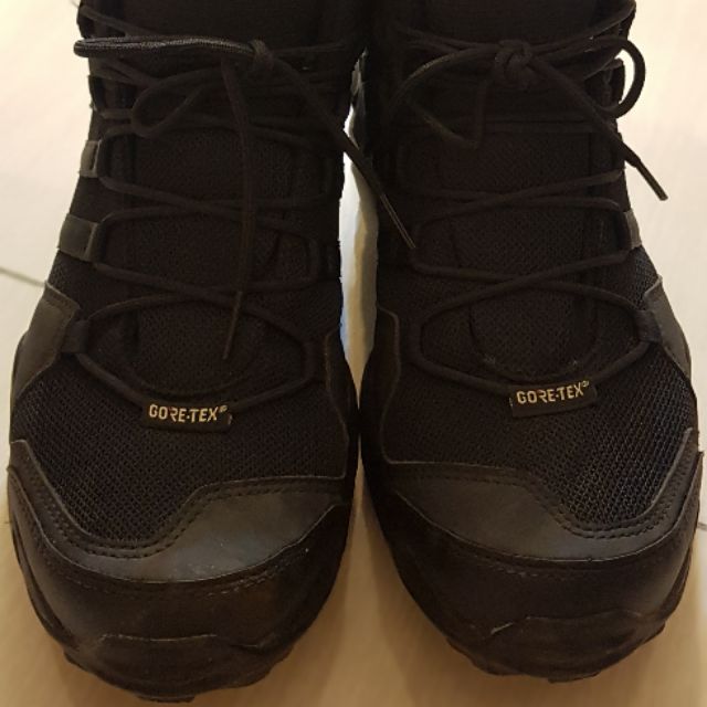 Adidas Goretex防水登山鞋_Terrex AX2R Mid Gore-TEX Walking Boots