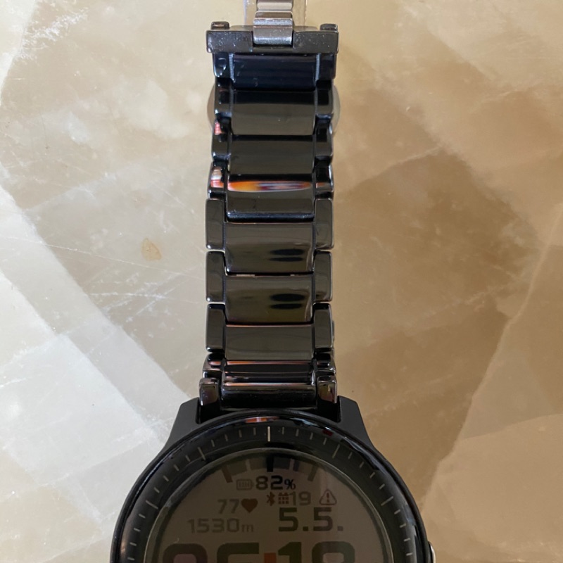 二手GARMIN 3 MUSIC智慧手錶 大約8-9成新，功能如圖片所示