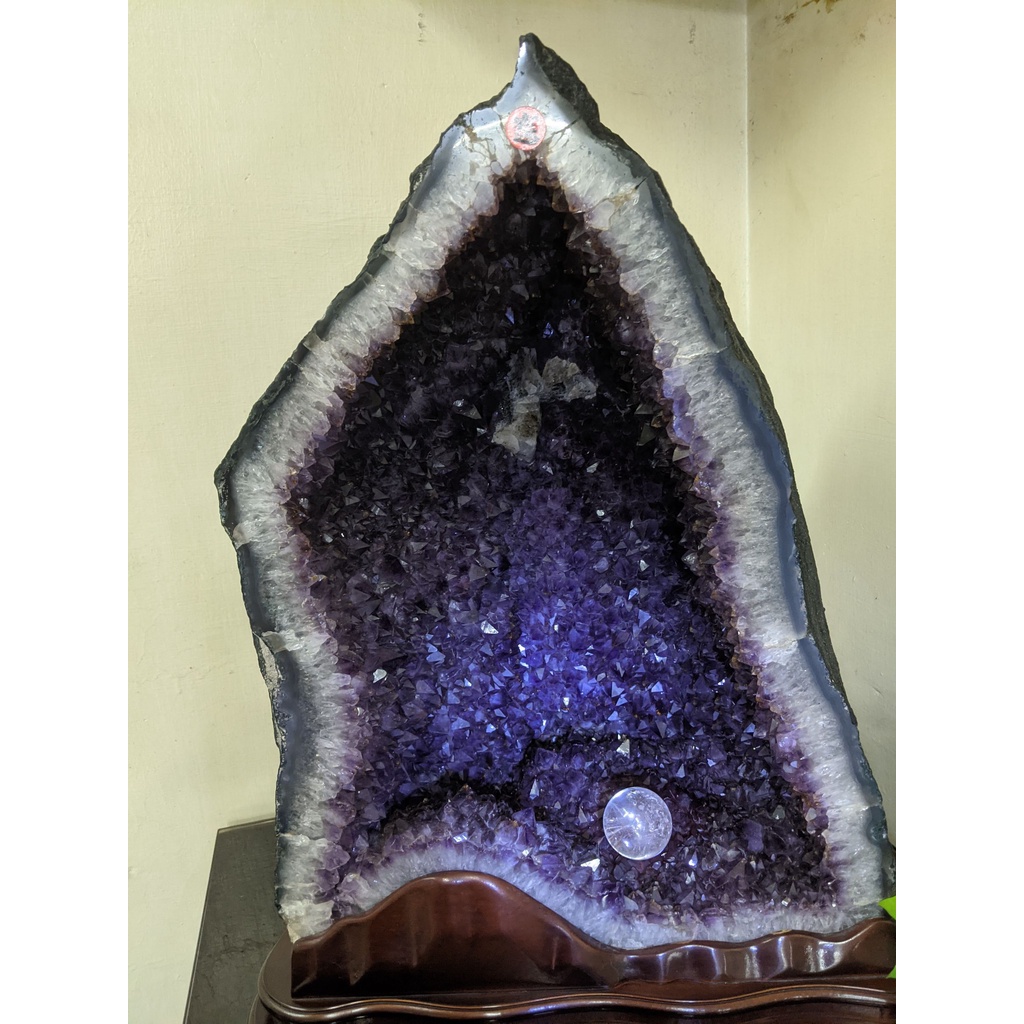 大鯊魚嘴  紫水晶  紫水晶洞  鈦晶紫晶洞  重60KG(含座)