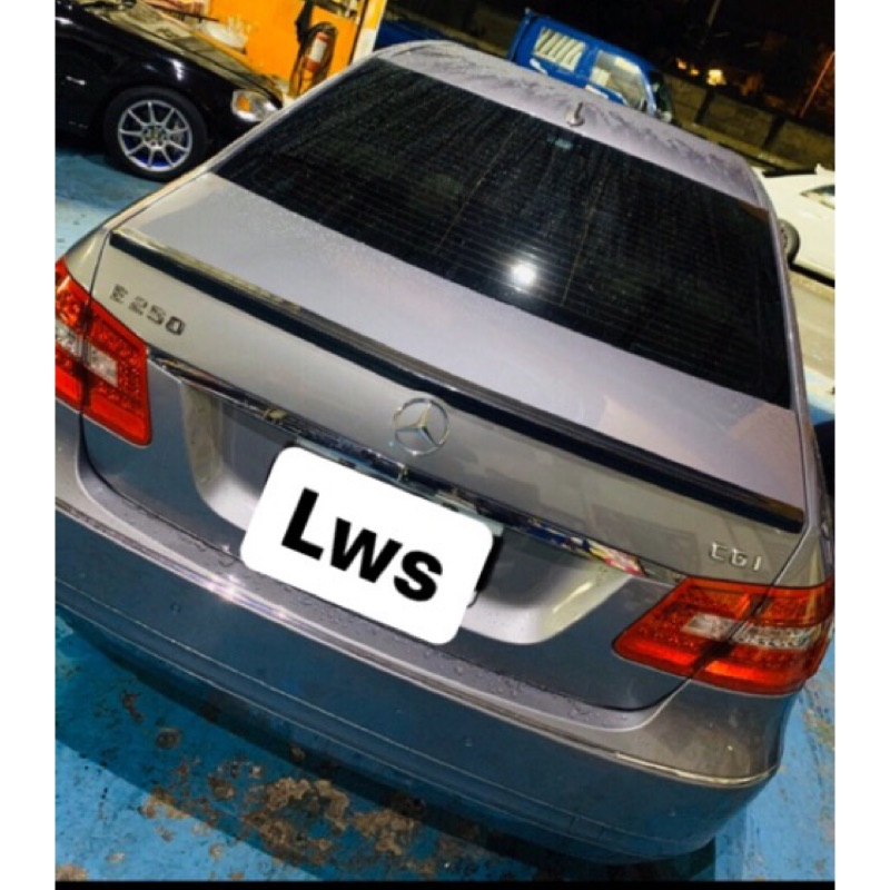 （LWS)-Benz 賓士 W212 AMG  CARBON 卡夢 尾翼 後擾流 E200 E250 E350 E63