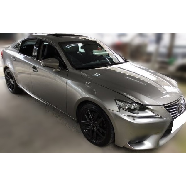 2014 Lexus is300h 頂級版 2.5l 6.3萬公里 F版數位儀表、F版鋁圈。 NT$510,000