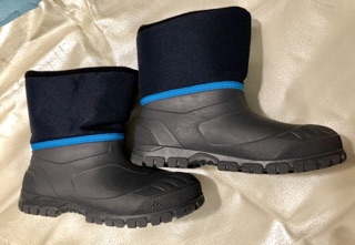 迪卡儂兒童防滑保暖雪靴