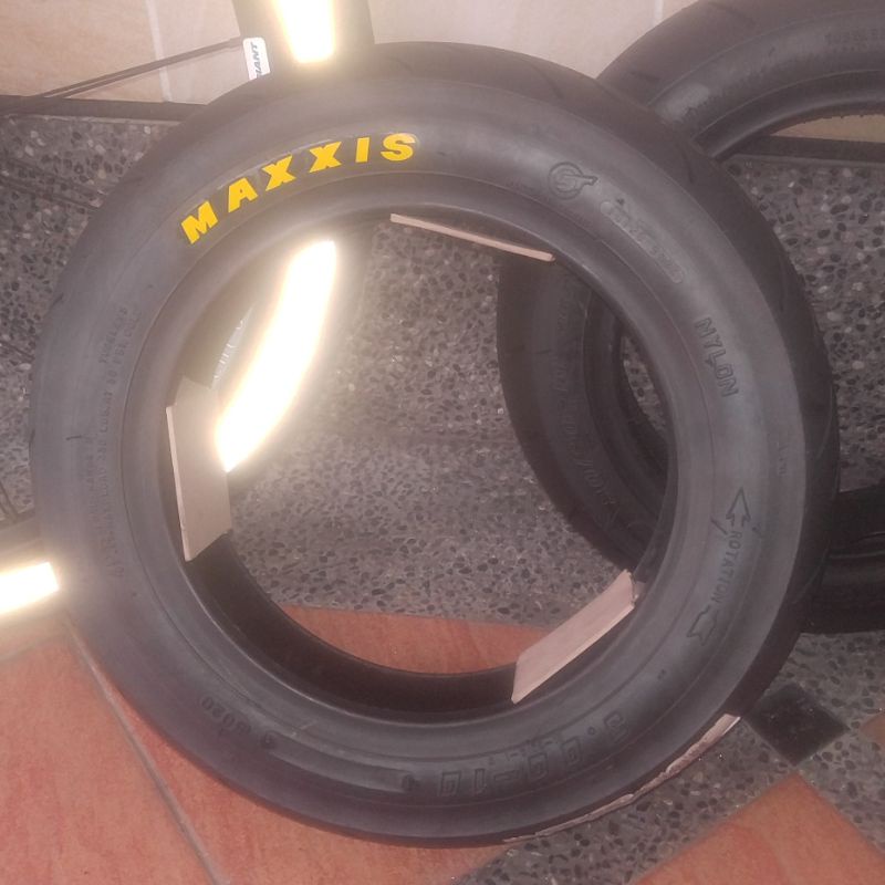 maxxis m6012 racing 3.00/10 tire 全熱熔 dio 迪奧 瑪吉斯