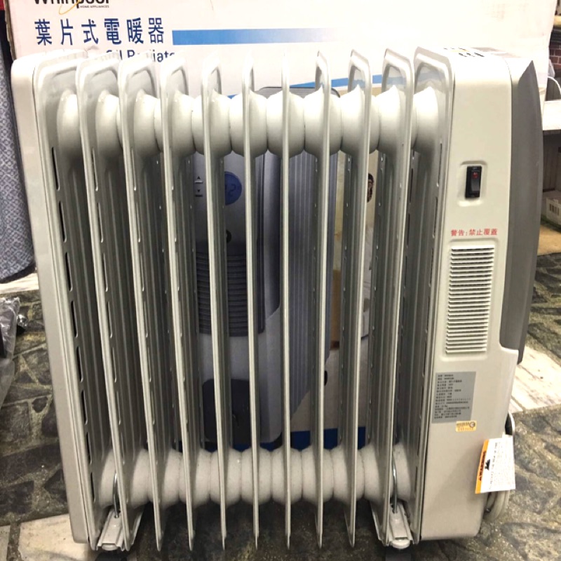 Whirlpool惠而浦微電腦恆溫11葉片式電暖器(TET-11)