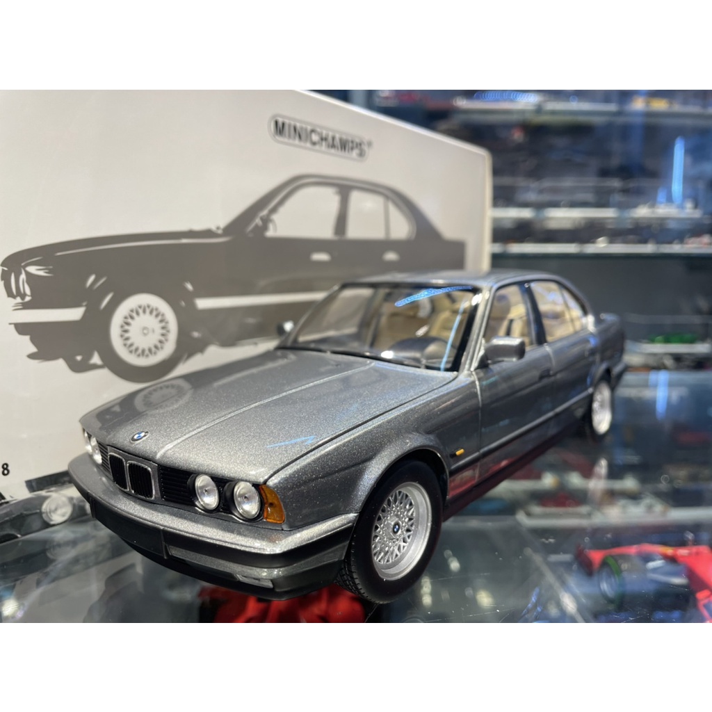 吉華科技@ 1/18 Minichamps 100024008 BMW 535i (E34) 1988 Silver