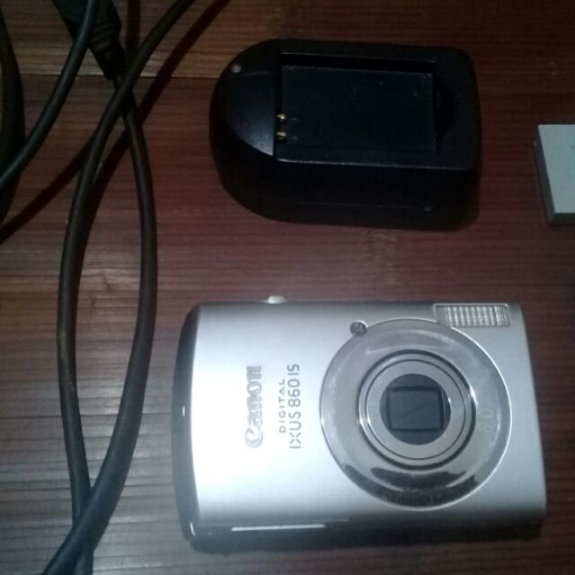 二手數位相機§Canon IXUS 860 IS 銀灰色§附電池/傳輸線/充電器/4G SD記憶卡ㄜ