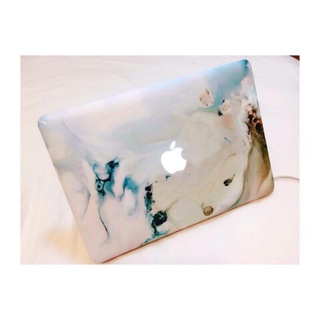 MacBook Pro 13-inch LED-backlit widescreen notebook