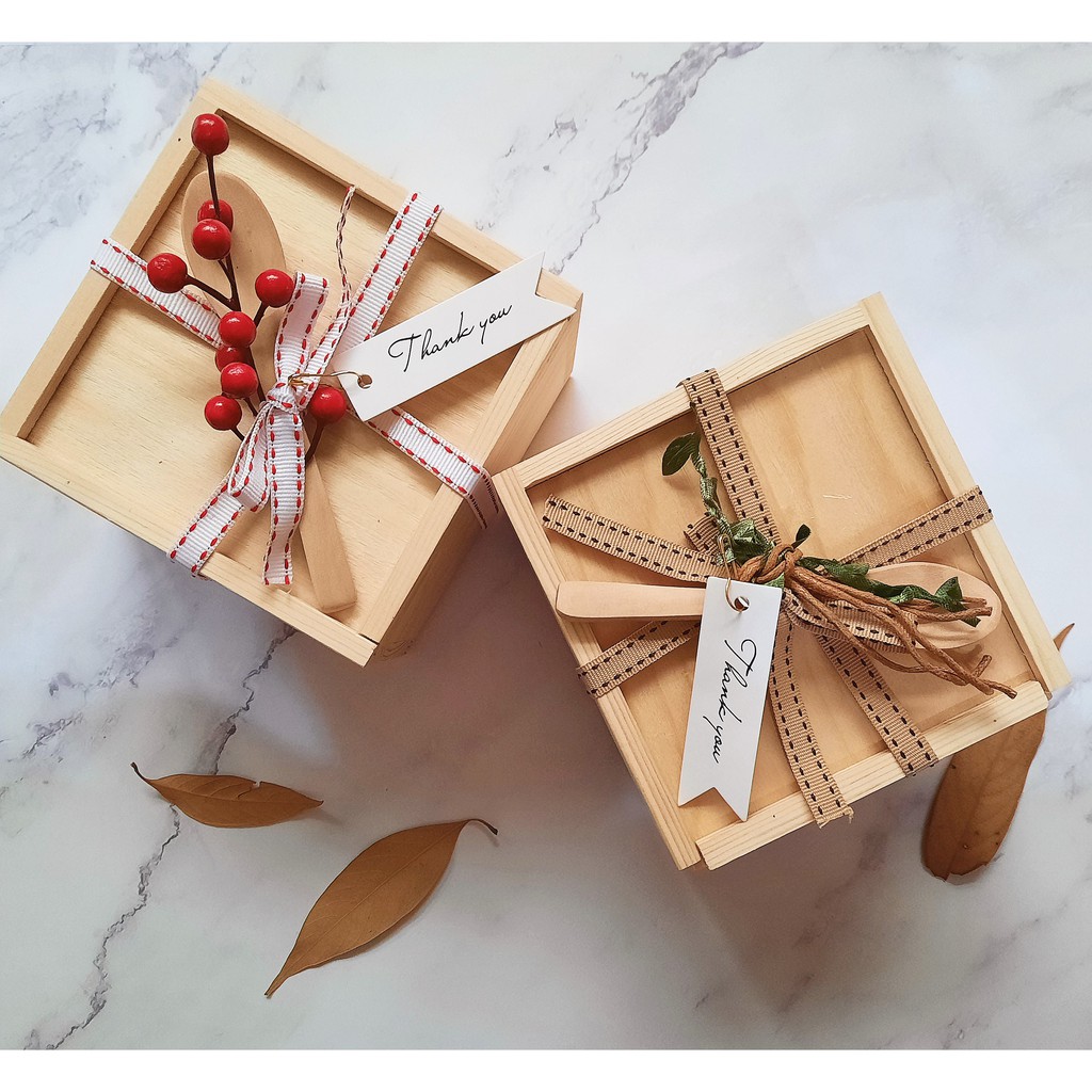 价格从 408 34 台灣現貨24h手工皂禮盒 蠟燭禮盒 香薰蠟燭禮盒 捧花禮 香氛蠟燭禮盒 肥皂花禮盒 結婚禮盒 香薰蠟燭 伴娘 Best Price Products