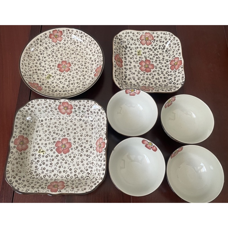 【便宜出清】七件花紋碗盤餐具組 有田燒 瓷碗 瓷盤 方盤 圓盤 圓碗 全新未使用