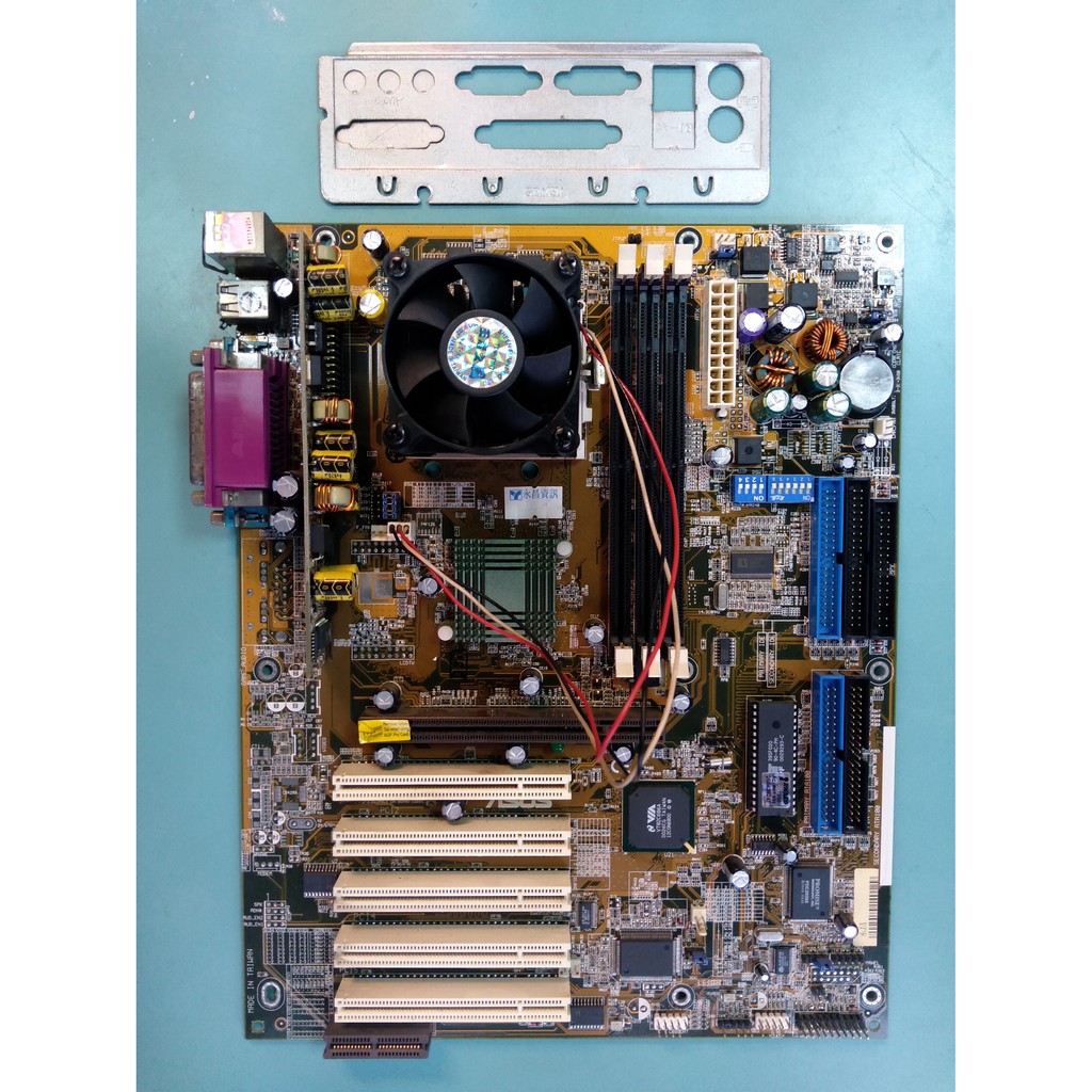 懷舊主機板 華碩ASUS A7V (4組IDE) 含檔板 + AMD Duron CPU (Socket A 462)