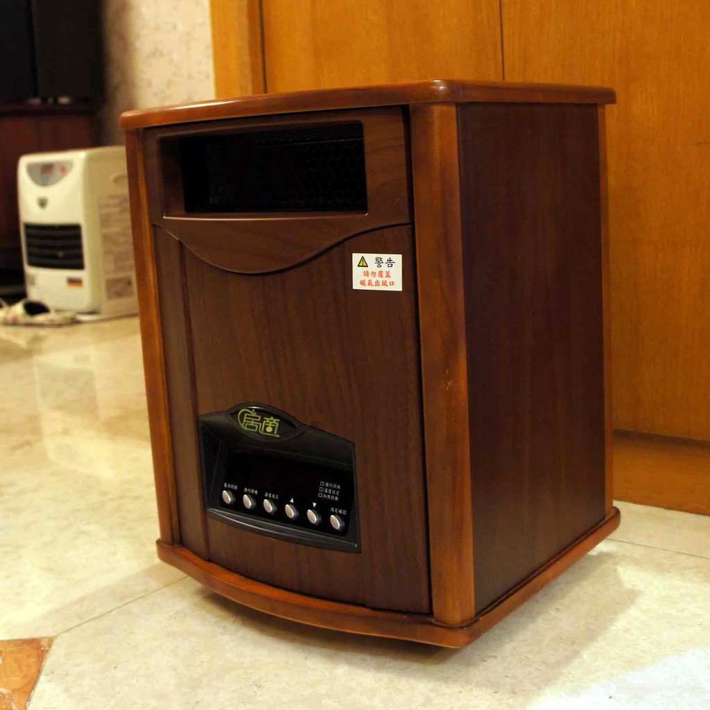 二手電暖器居適 石英管電暖器(音箱型)KCW001 (胡桃色)