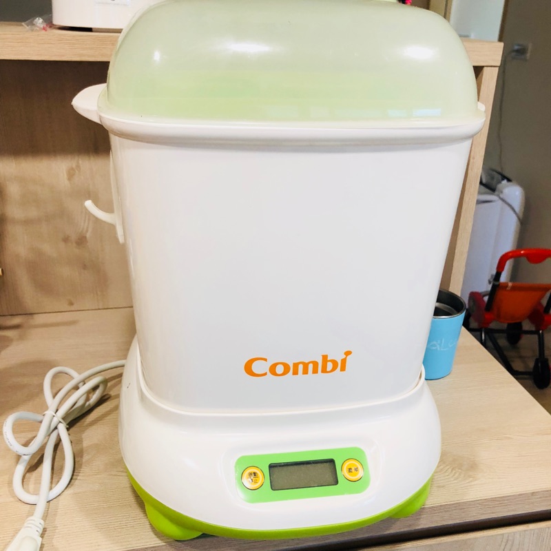 Combi 蒸氣消毒鍋
