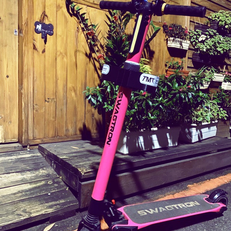 《我賣咖啡架》 SWAGTRON  潮格  滑板車咖啡架 電動滑板車 咖啡架