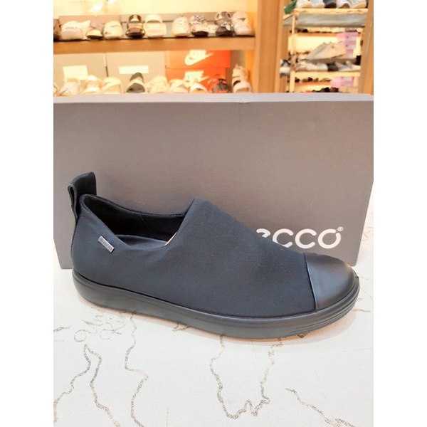 ecco SOFT 7 W 女GORE TEX 防水輕盈套入簡約休閒鞋，黑 原價5980特價5300