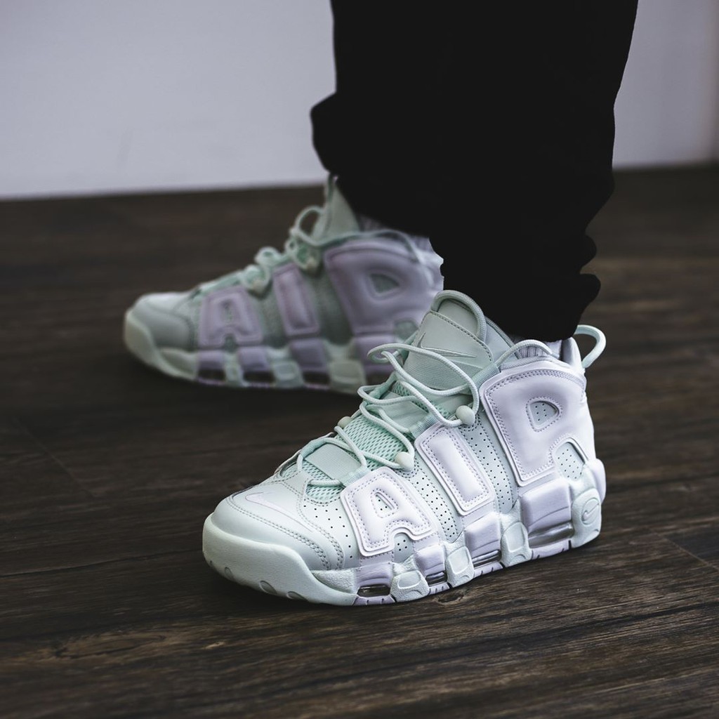 air more uptempo barely green