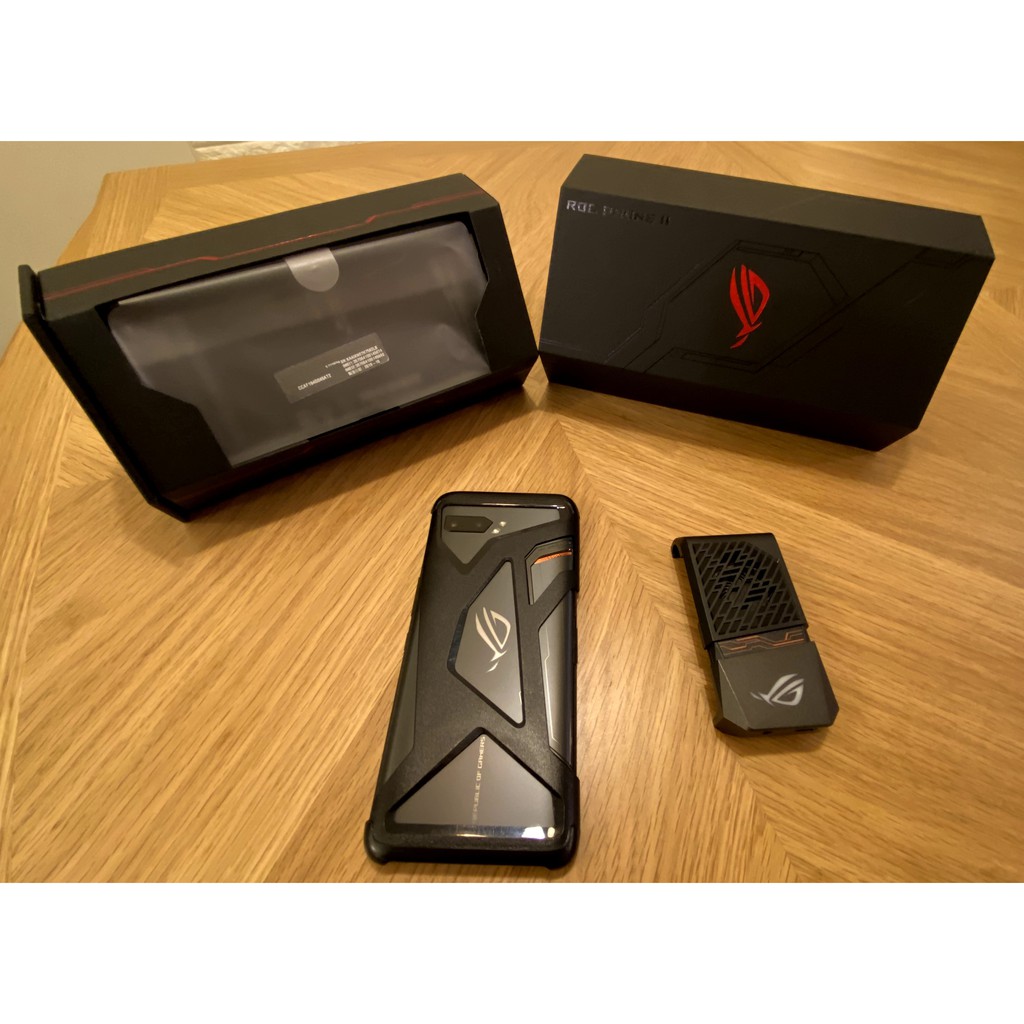 AUSU 華碩 ROG2 1T ROG Phone 2 rog 2 電競手機 (ZS660KL 12G/1TB) 95新