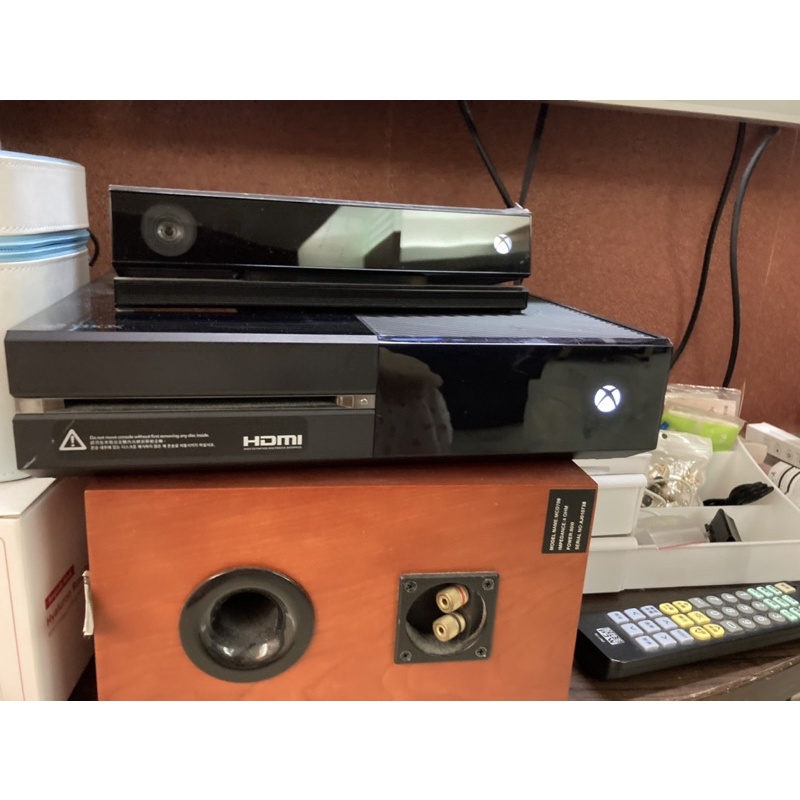 「二手」Xbox one 主機+ Kinect體感Camera+2手把+2遊戲