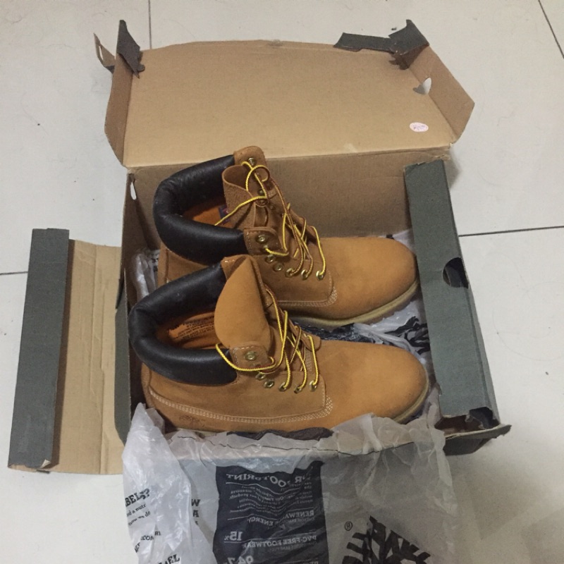 Timberland經典黃靴