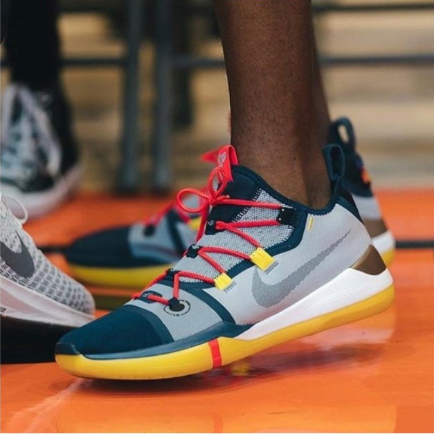 nike kobe ad react zoom