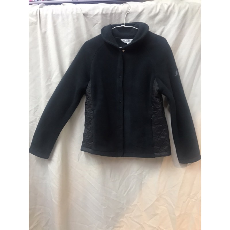 女版旅行者冬天外套黑色、紅色（尺寸S,M,L,XL)