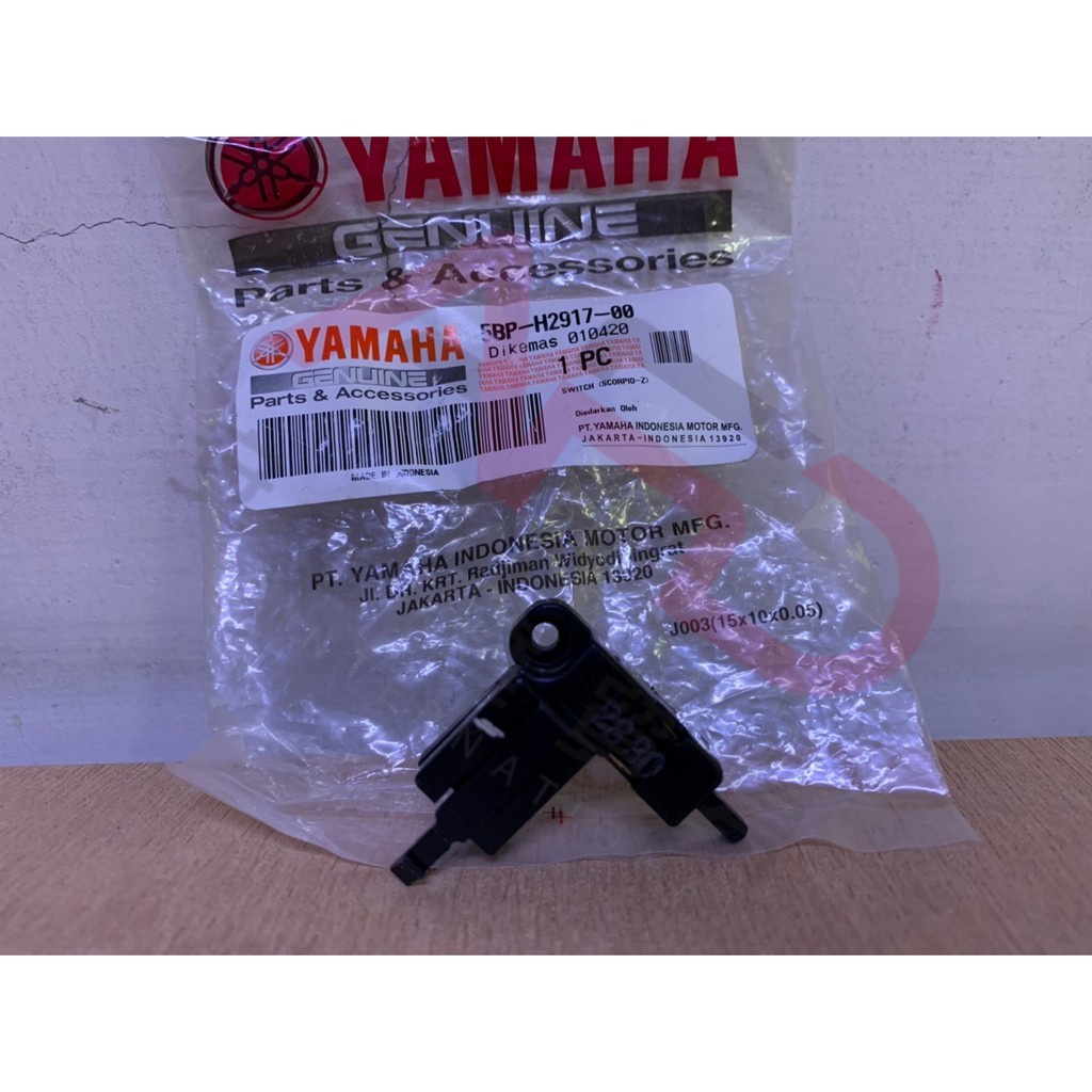 &lt;灰螞蟻&gt; R15 V3倒叉 R3 MT03  離合器開關 離合器感應器 原廠YAMAHA零件 5BP-H2917-00