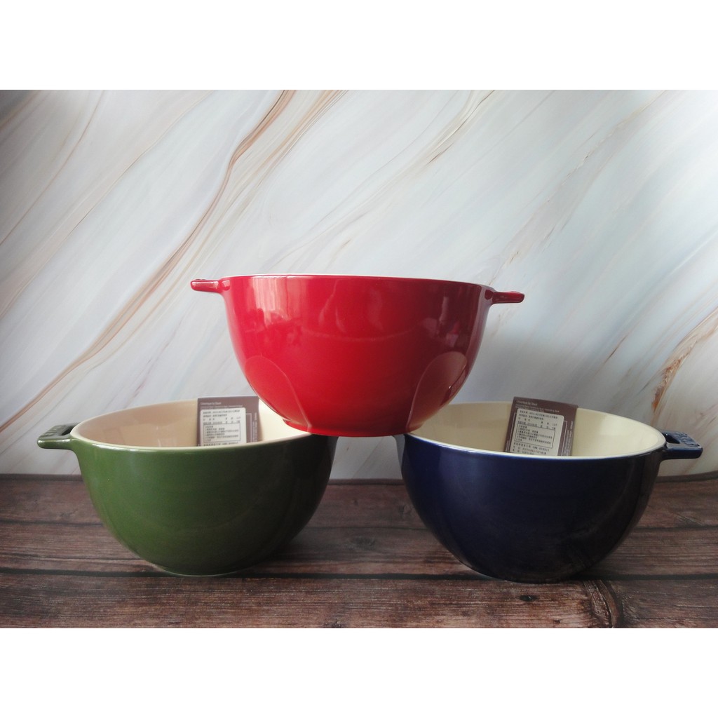 全新現貨【Staub】陶瓷沙拉缽 圓形沙拉碗 料理碗 調理碗 湯碗 穀片碗 烤盅18cm (1.4L) 紅 藍 綠 白