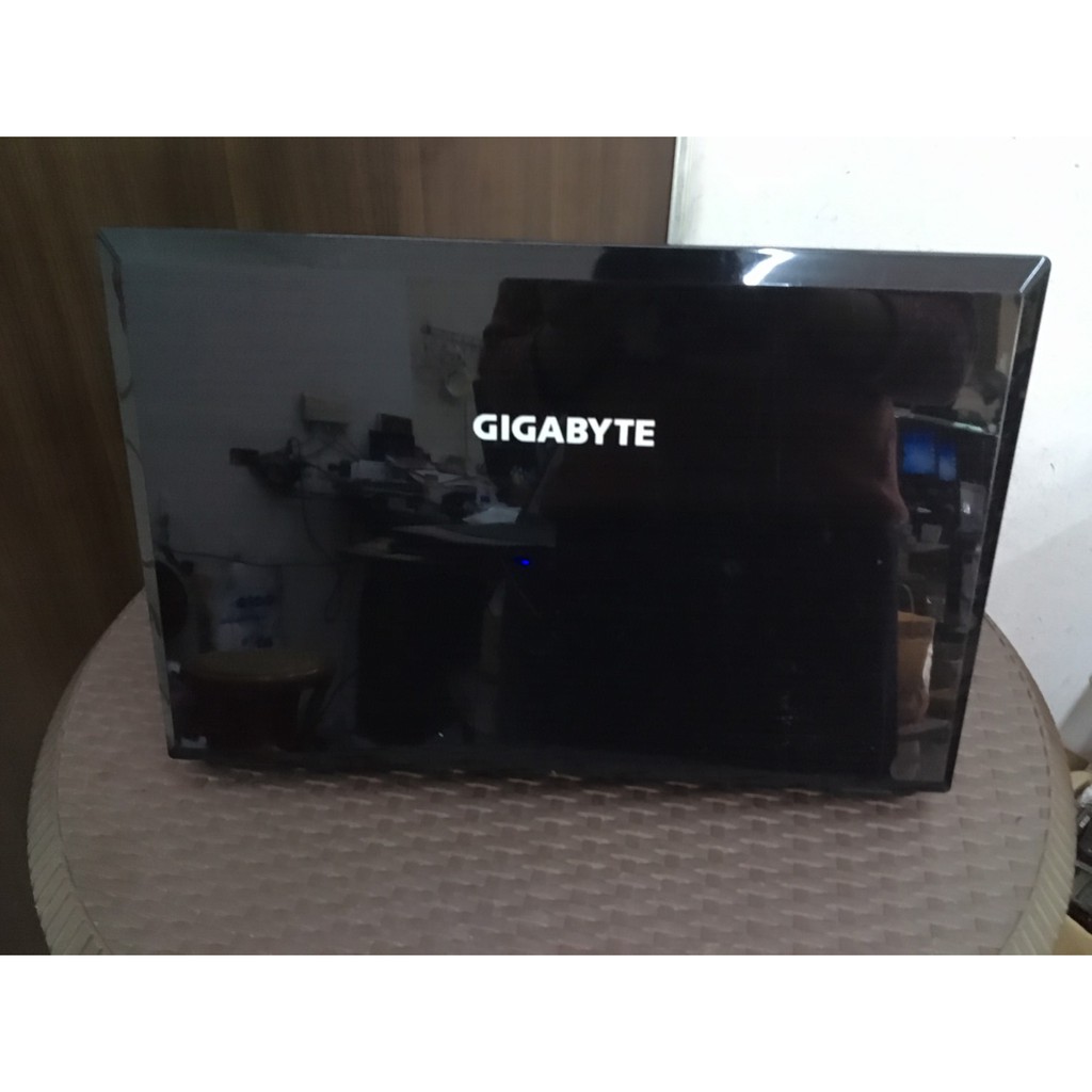 ^^華津電腦^^GIGABYTE Q1700 17.3吋 雙核心筆記型電腦 AMD E2-1800，2G，SSD120G