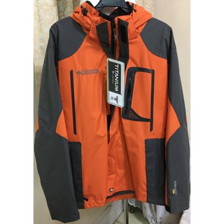哥倫比亞Columbia全新M號有吊牌,gore-tex防風抗水透氣夾克+軟殼刷毛外套~二合一男生禦寒保暖外套