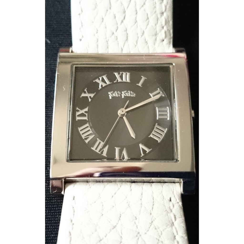 手錶 FOLLI FOLLIE 女錶 白色 方形 真皮腕錶 皮帶錶 黑色錶面...........不二價!