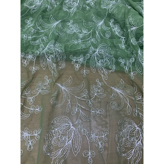 針織 繡花 網布 綠底 〈布衣樣〉