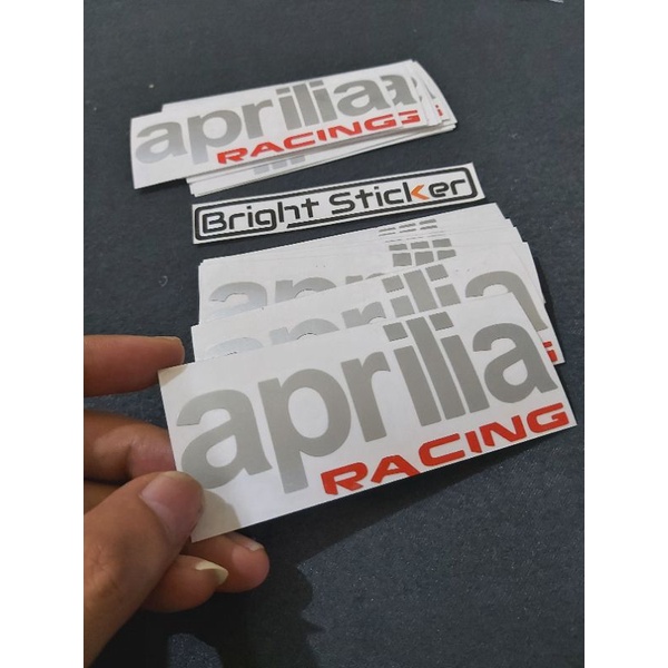 Aprilia 賽車切割頭盔貼紙