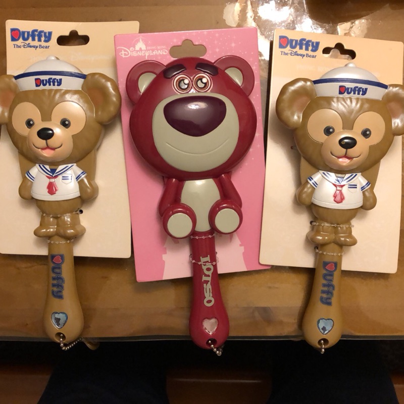 香港迪士尼購回達菲熊梳子