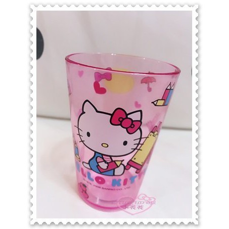 ♥小花花日本精品♥ Hello Kitty 漱口杯 水杯 兒童水杯 粉色 坐姿 畫畫 蝴蝶結 韓國製 11279600