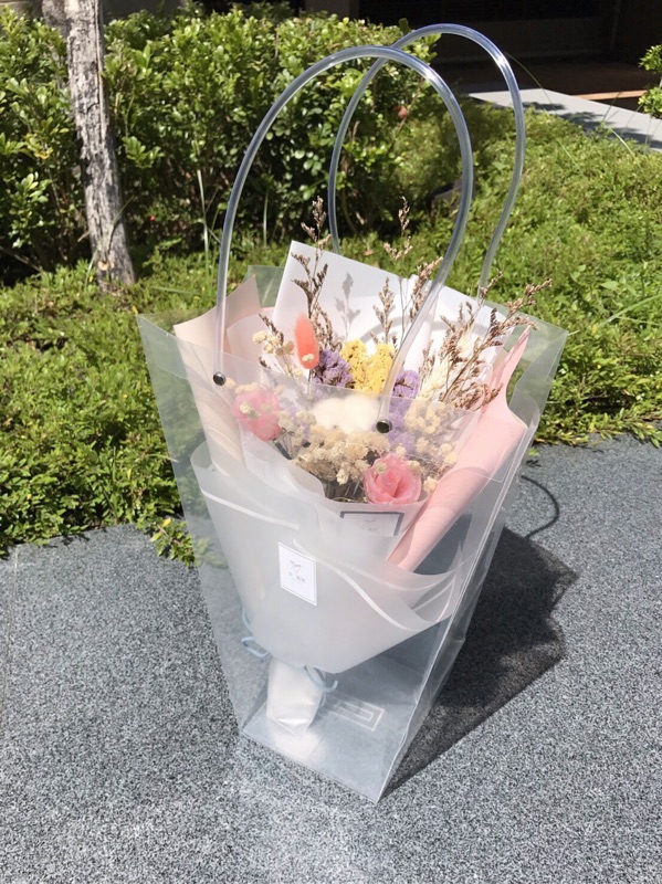 透明花袋 不含花束 乾燥花 乾燥花花束 韓式花束 情人節花束 情人節 七夕 玫瑰 永生花 送老師 送男友 送女友 蝦皮購物