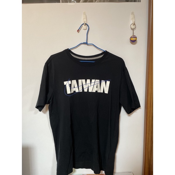 Nike Taiwan 短t L號