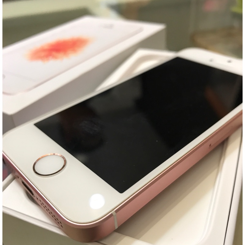 9成新iPhone Se 16g玫瑰金過保盒裝配件在=6999
