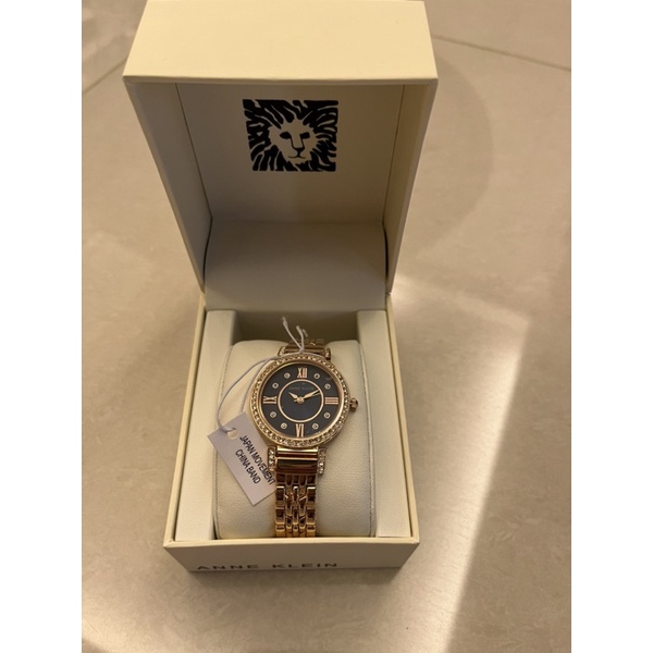 (全新品）（價格可議）Anne Klein女錶 錶徑28mm。原來要送媽媽禮物🎁媽媽不喜歡這款。便宜出讓