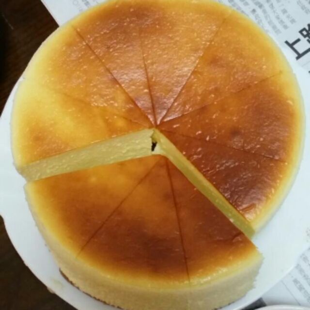 日式手工半熟成乳酪蛋糕…………