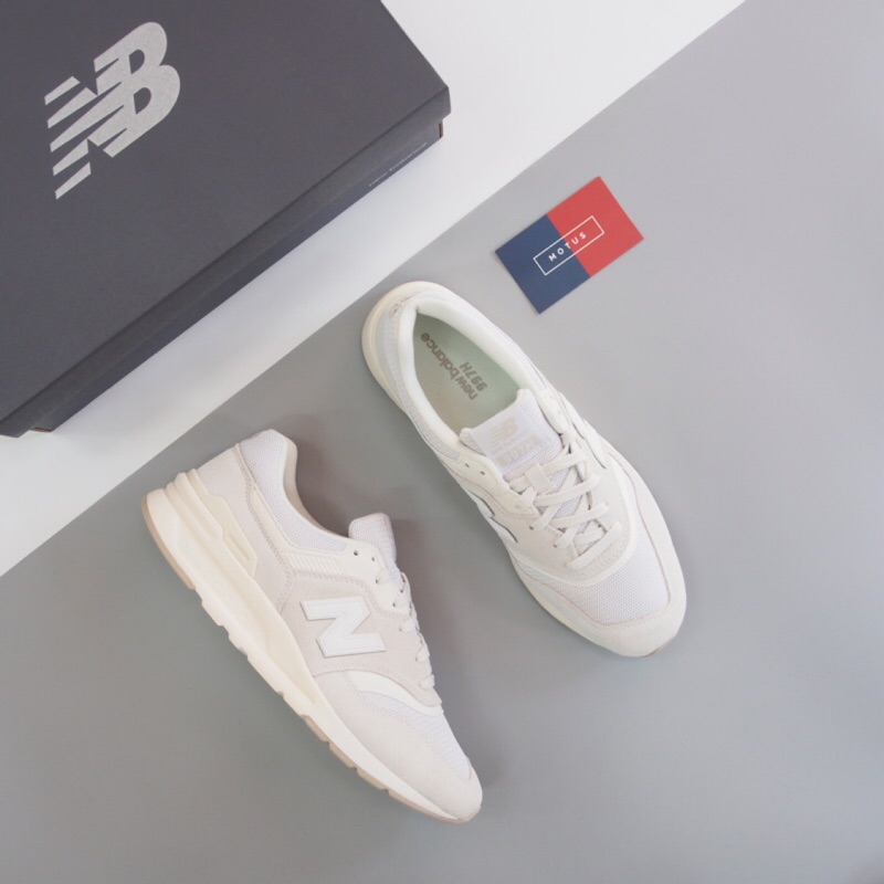 Motus| New balance 997 淺灰白 復古慢跑鞋 男女鞋 CM997HCB