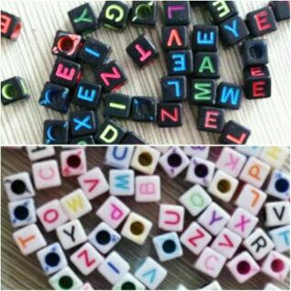 手作材料 英文字母 串珠 現貨 彩色串珠 橡皮圈吊飾 編織配件混色皮筋 珠子 吊飾 串珠 手鍊 ☆柑丫店☆