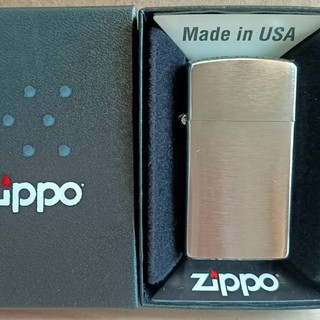 【正品附發票 / 現貨】美國 Zippo 打火機 正品 Slim袖珍版機身 鍍鉻拉絲紋(型號1600)