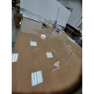 ㄇ型架，展示架，長29,寬16高10. 5mm厚，