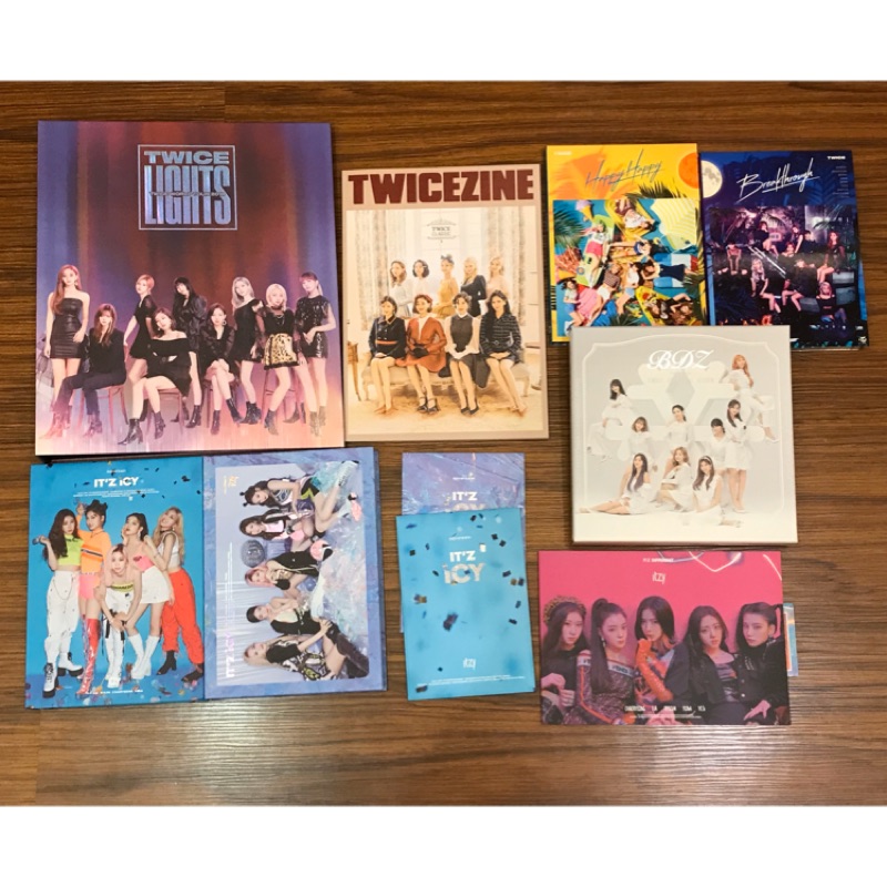 TWICE ITZY 周邊 出清 專輯 韓專 日專 空專 單曲 卡冊 預購禮 TWICEZINE