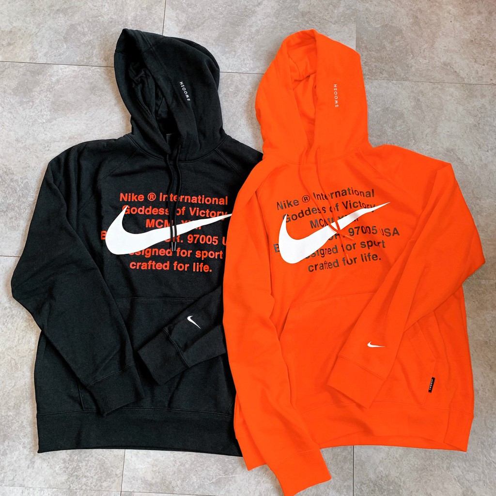 NIKE SWOOSH HOODIE 黑紅 橘黑 帽TEE 刺繡小勾 似 OFF WHITE 大勾 CJ4864-010